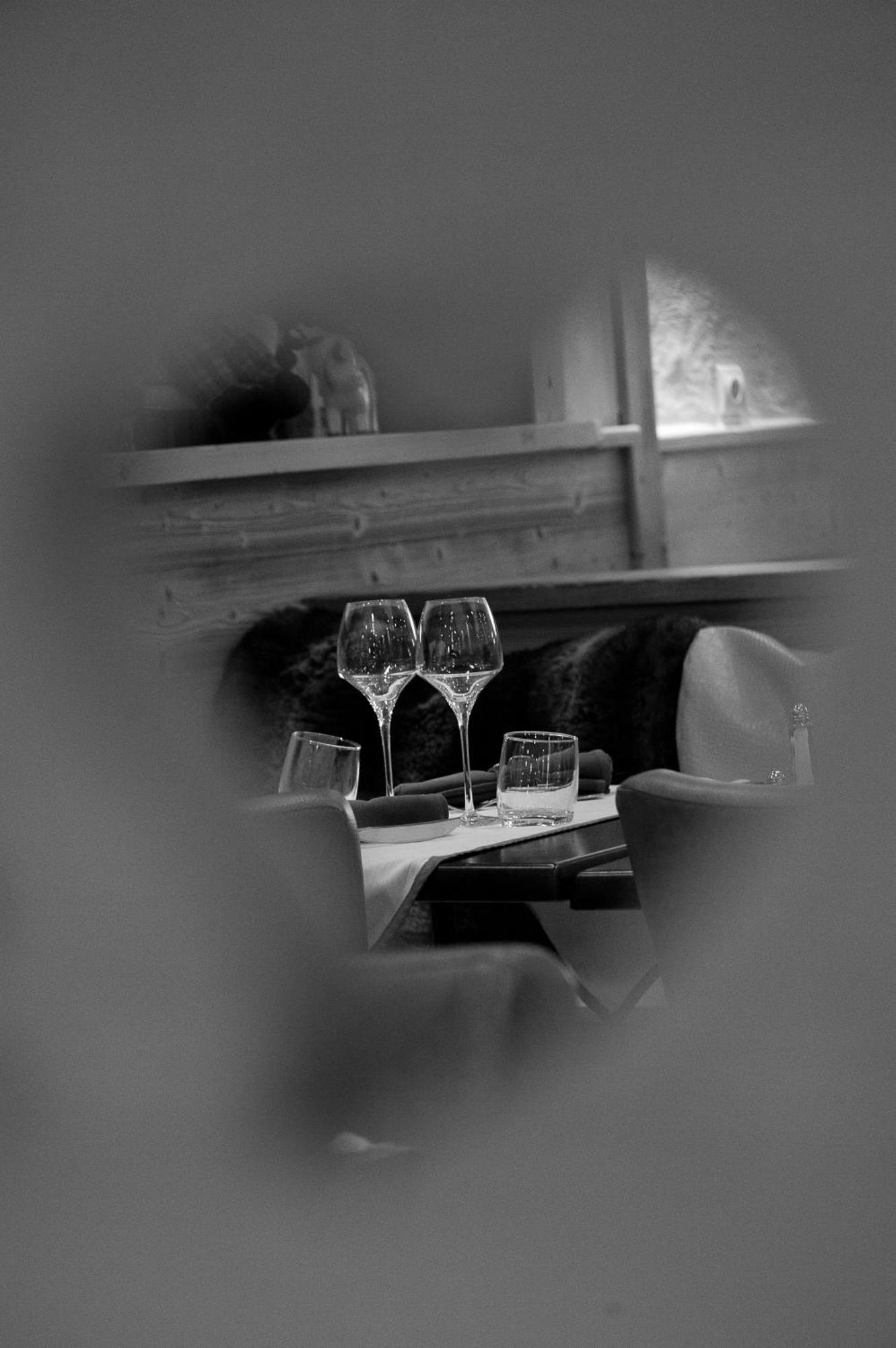 Hotel Du Commerce Thônes エクステリア 写真