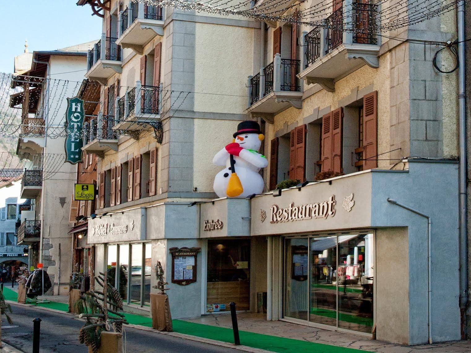 Hotel Du Commerce Thônes エクステリア 写真